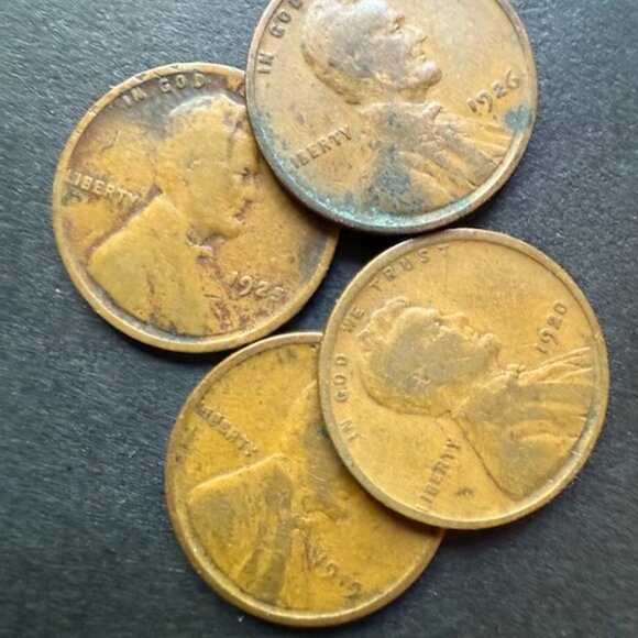 Lot of 4 Lincoln Wheat Cents 1C - 1919, 1920, 1925, 1926 - Picture 12 of 14